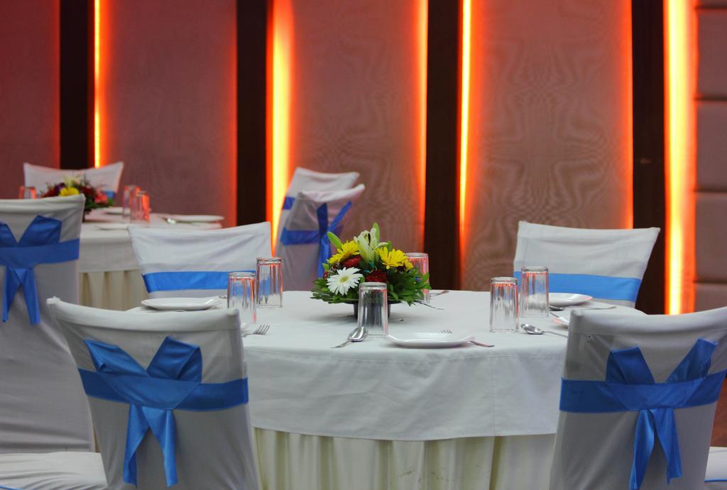 Vihang'S Inn Thane Exterior photo