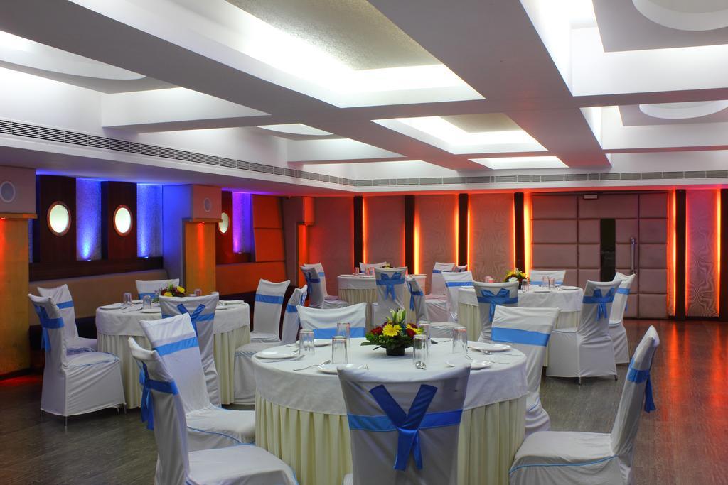 Vihang'S Inn Thane Exterior photo