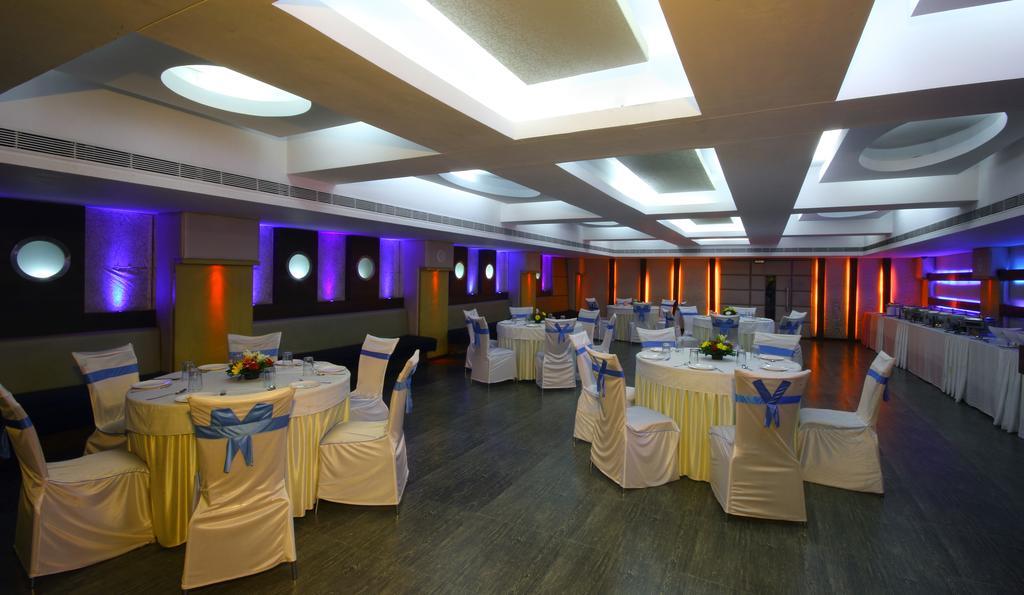 Vihang'S Inn Thane Exterior photo