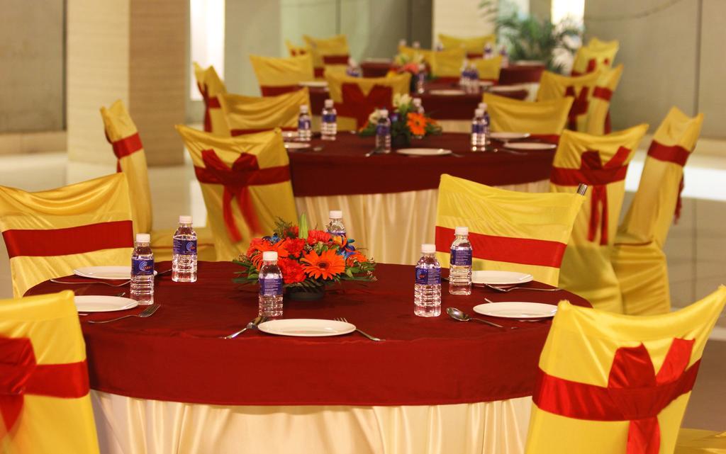 Vihang'S Inn Thane Exterior photo