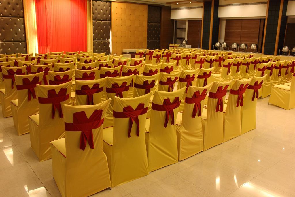 Vihang'S Inn Thane Exterior photo