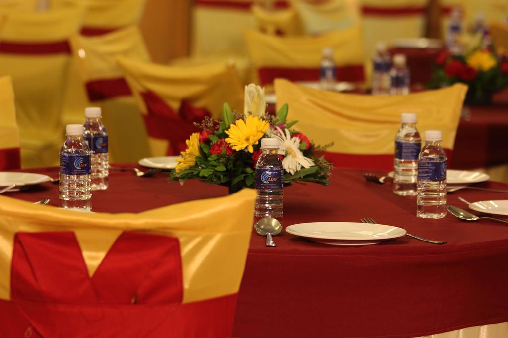 Vihang'S Inn Thane Exterior photo