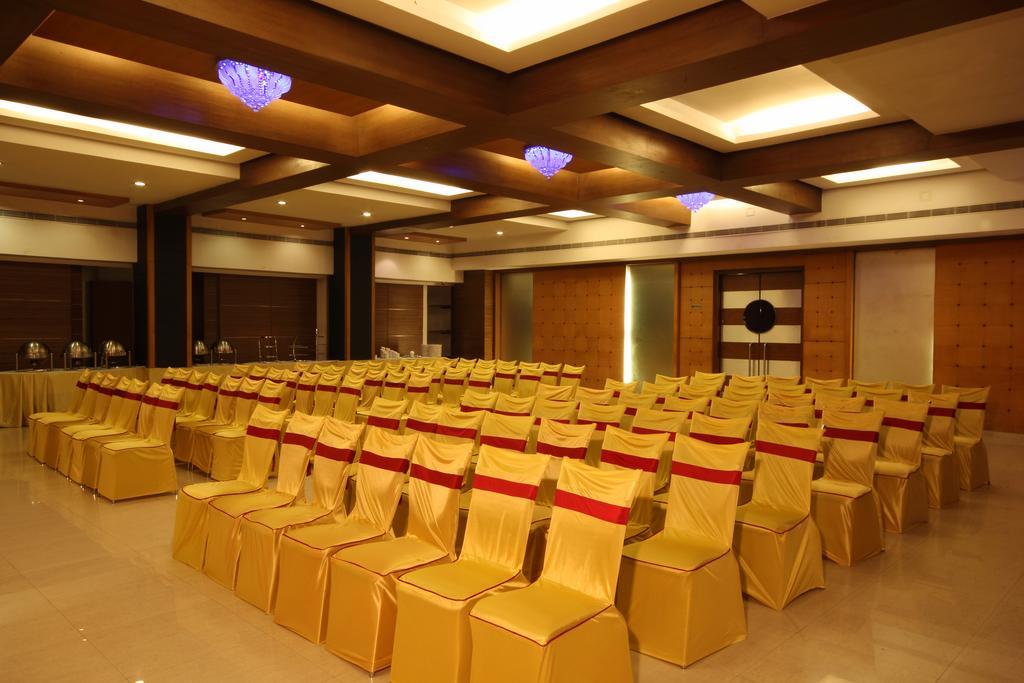 Vihang'S Inn Thane Exterior photo