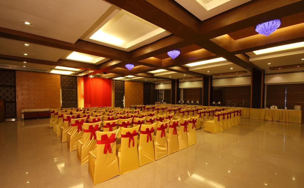 Vihang'S Inn Thane Exterior photo