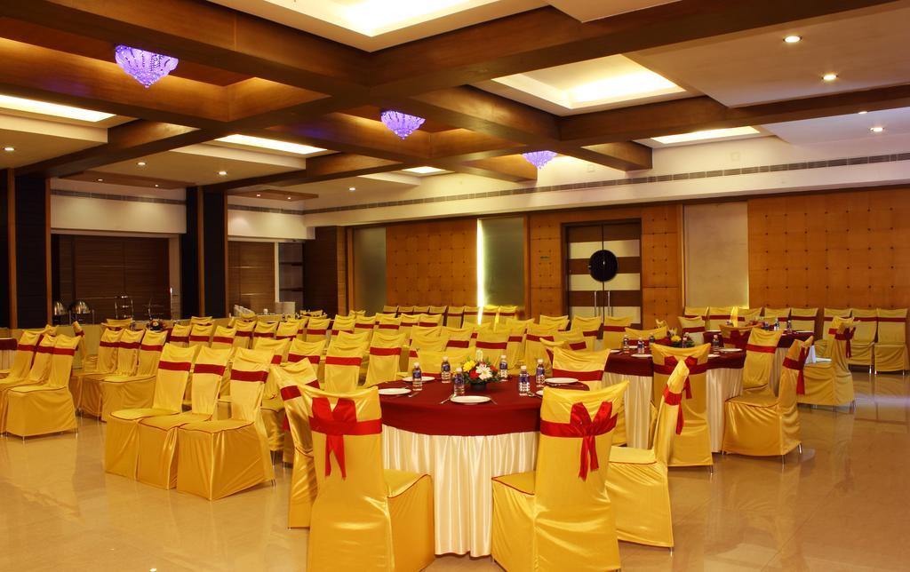 Vihang'S Inn Thane Exterior photo