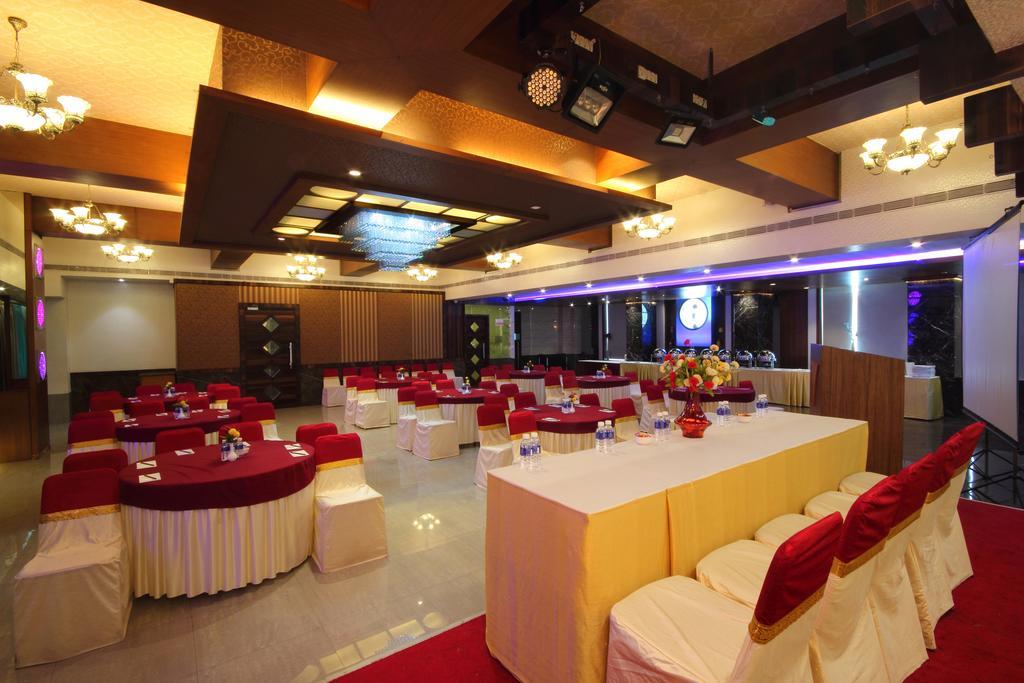 Vihang'S Inn Thane Exterior photo