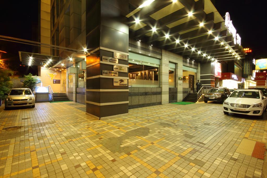 Vihang'S Inn Thane Exterior photo