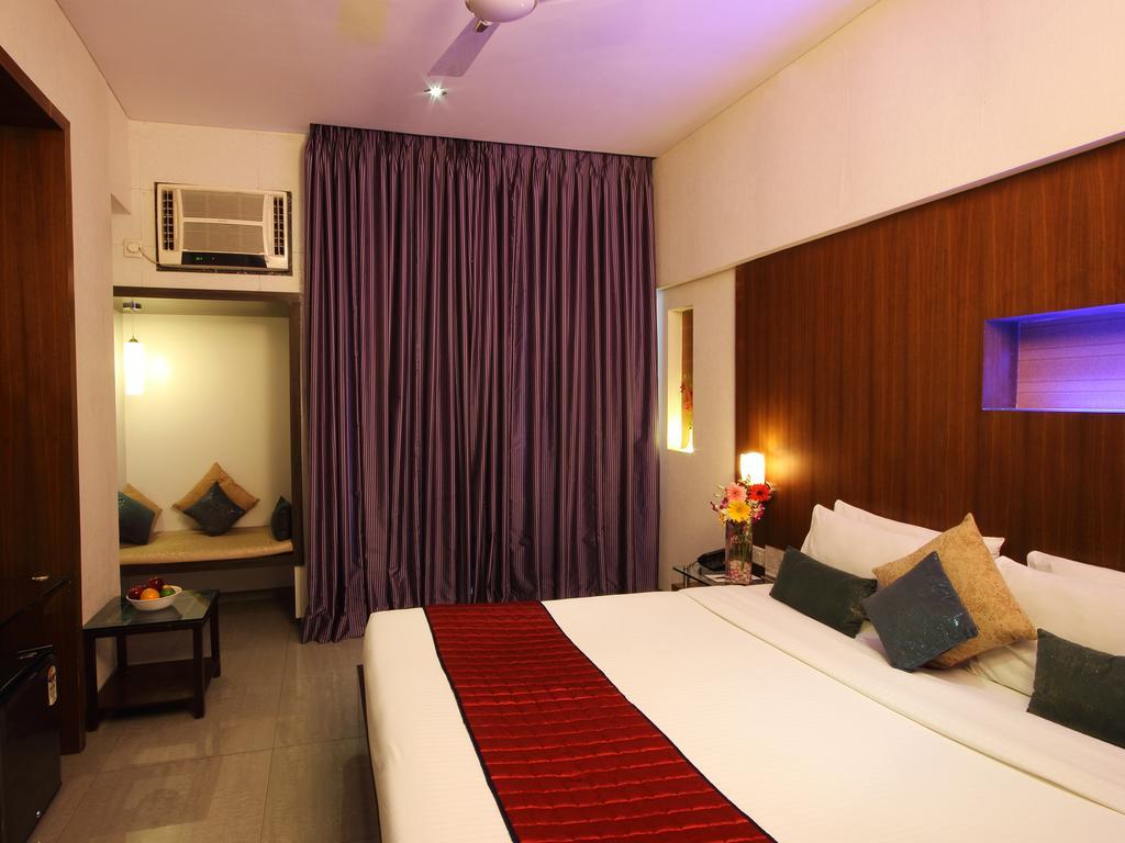 Vihang'S Inn Thane Exterior photo