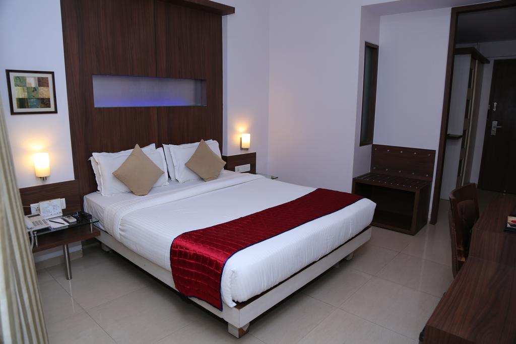 Vihang'S Inn Thane Exterior photo